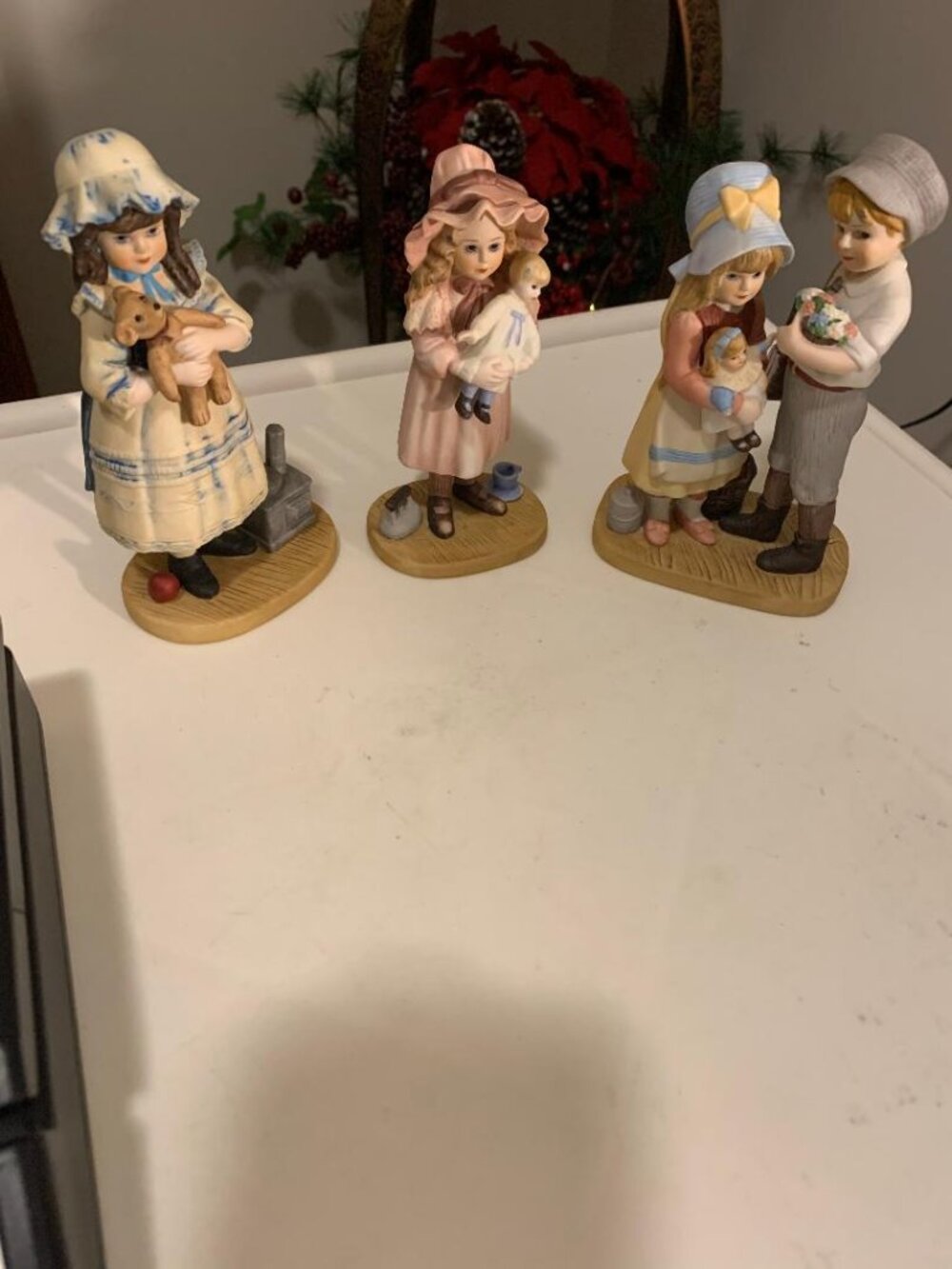 Lot of 3 Jan Hagara Porcelain Figurines - LOT96-29-4